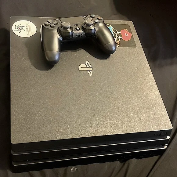 PS4 triple stack - Picture 1 of 1